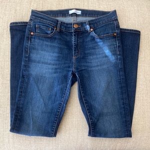 LOFT size 28 / 6 straight leg jeans
